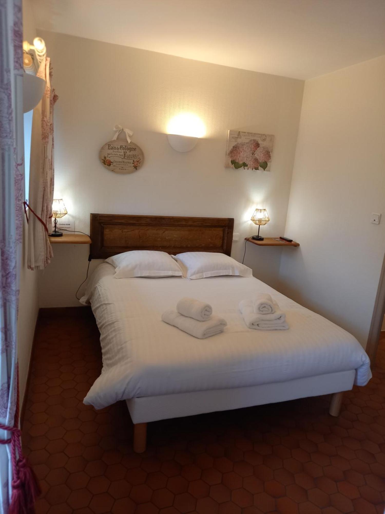 Hotel De La Halle Nolay  Extérieur photo