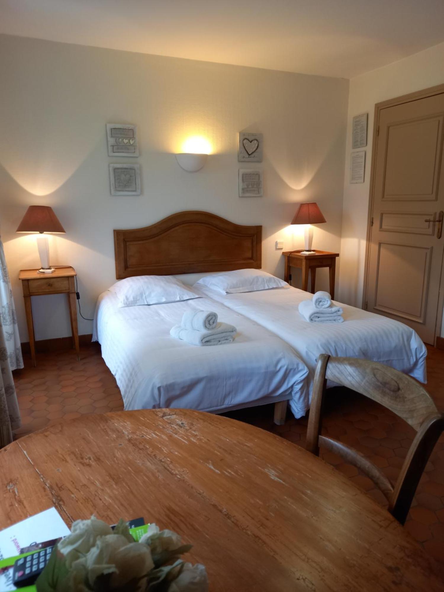 Hotel De La Halle Nolay  Extérieur photo