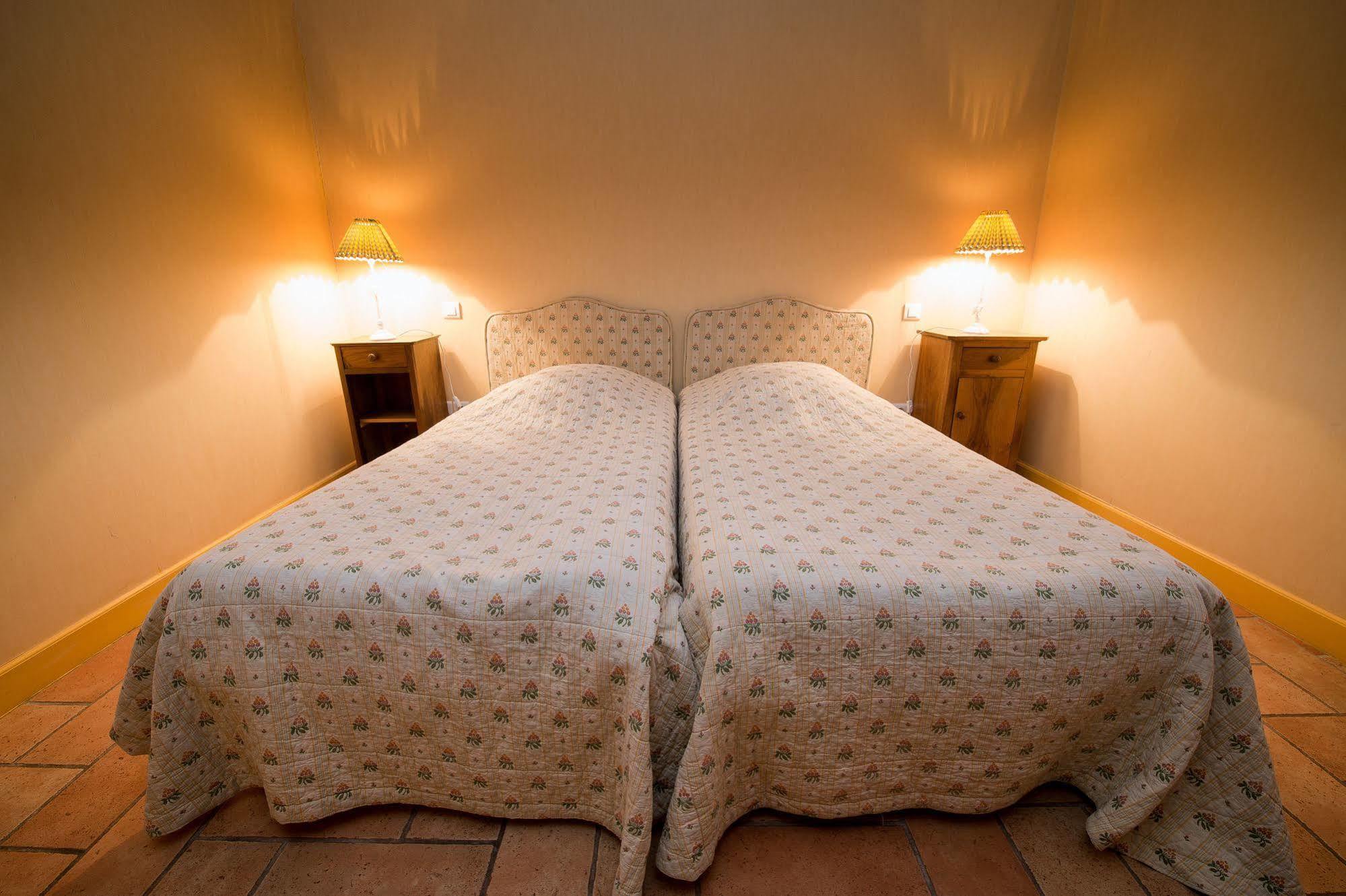 Hotel De La Halle Nolay  Extérieur photo