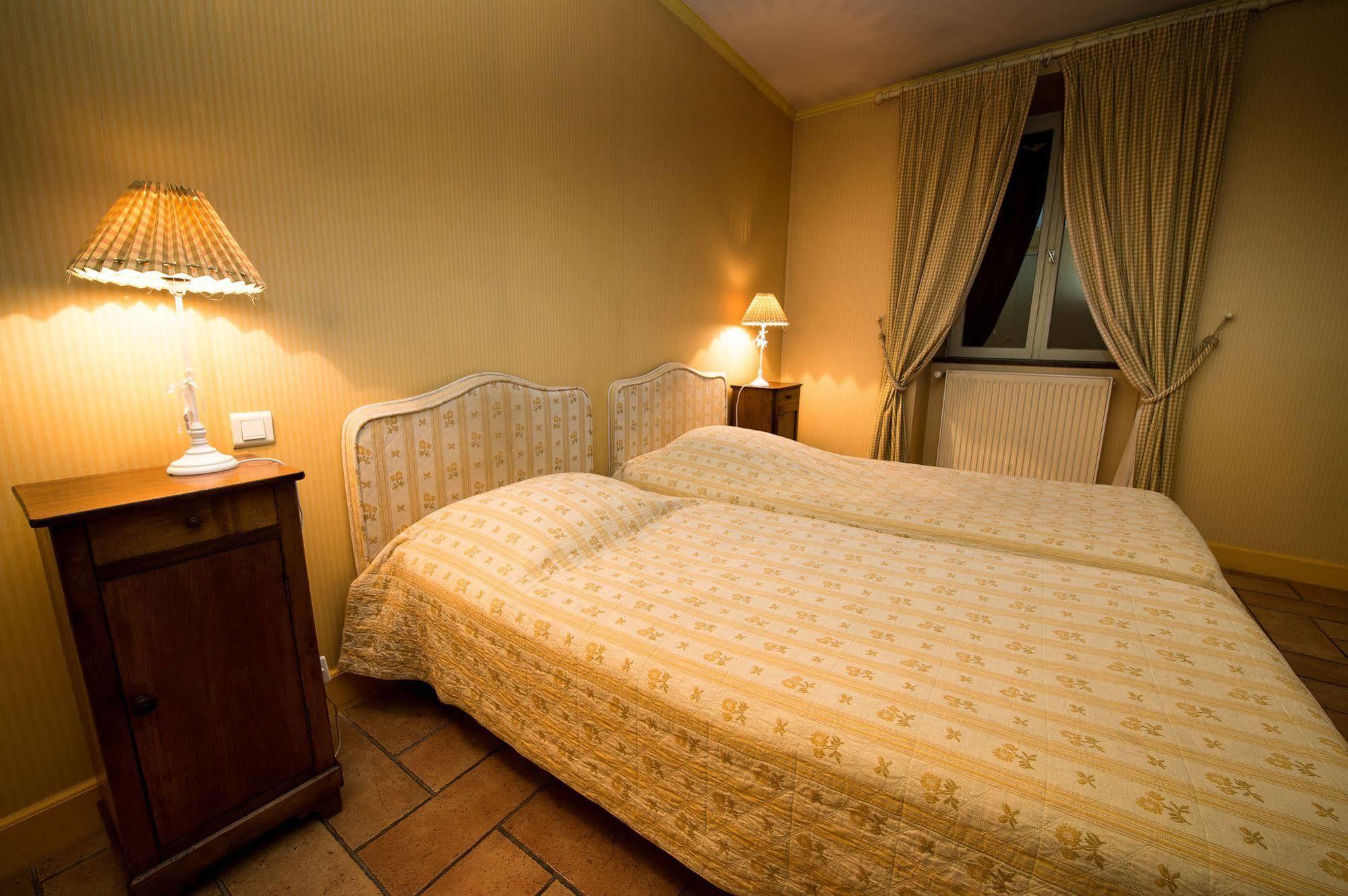 Hotel De La Halle Nolay  Extérieur photo