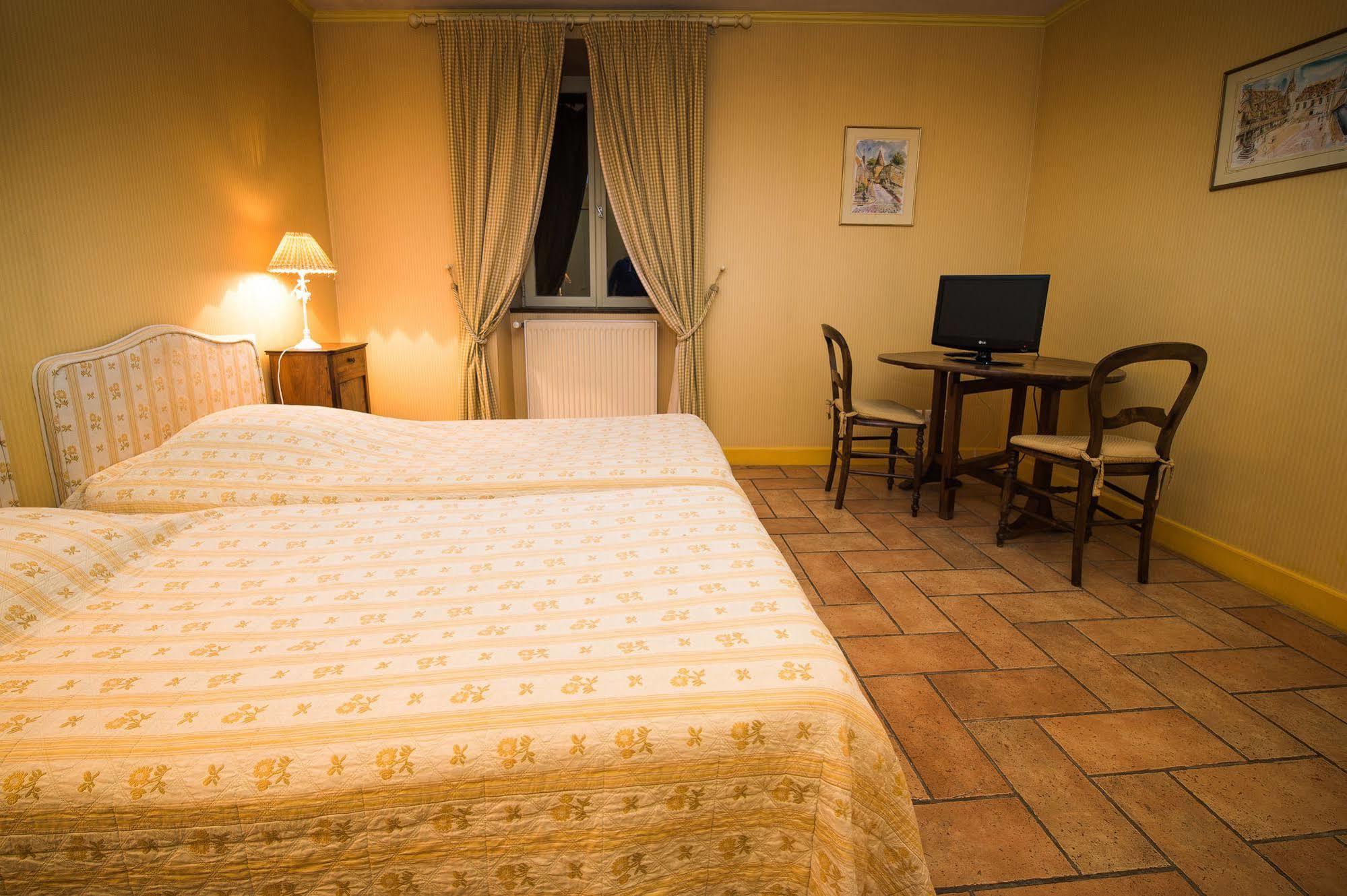 Hotel De La Halle Nolay  Extérieur photo