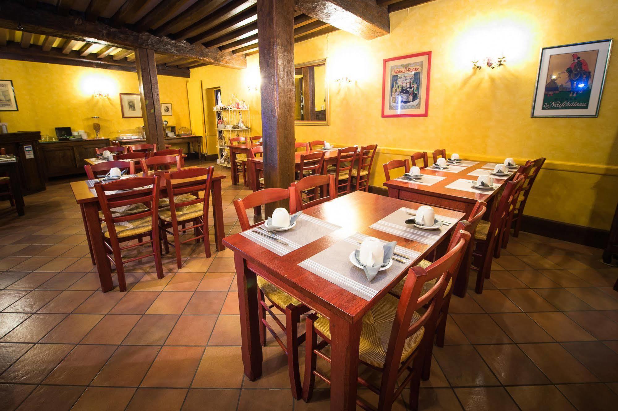 Hotel De La Halle Nolay  Extérieur photo